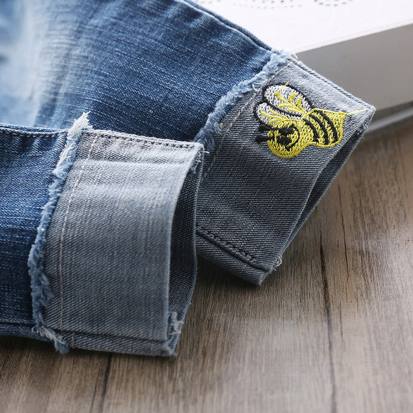 Gyermek farmernadrág egy lánynak, rugalmas derékkal - két modell