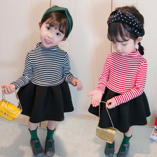 Rochie moderna pentru copii in dungi cu maneci lungi in doua culori