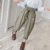 Pantaloni la modă în două culori pentru fete