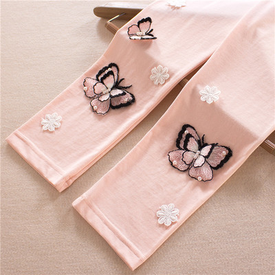 Gyermek modern ék, több színben hímzéssel és 3D elemmel