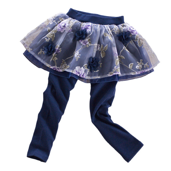 Fusta-pantaloni copii in mai multe culori cu dantela si decor floral