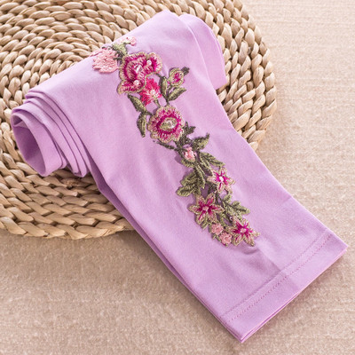 Gyermek modern ék, több színben virág formájú hímzéssel