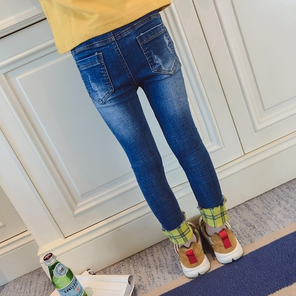 Blugi copii pentru fata cu motive rupte - model Slim