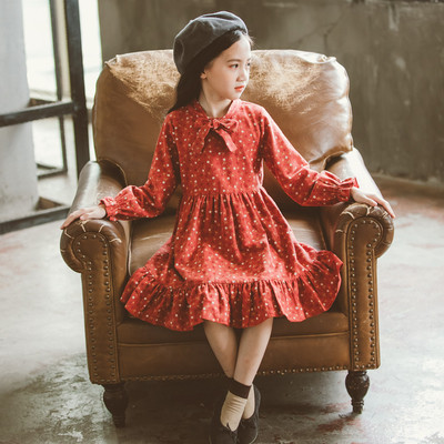 Модерна детска рокля с дълъг ръкав разкроен модел 