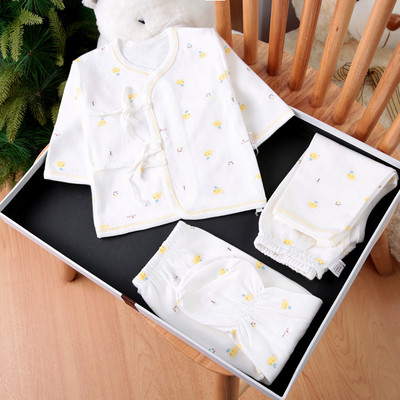Бебешка пижама комплект от 3 части - блузка с копчета, ританки и панталон