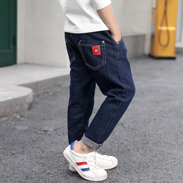 Blugi moderni pentru copii de culoare închisă pentru băieți