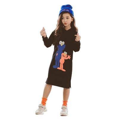 Rochie casual pentru copii cu gluga si aplicatie colorata