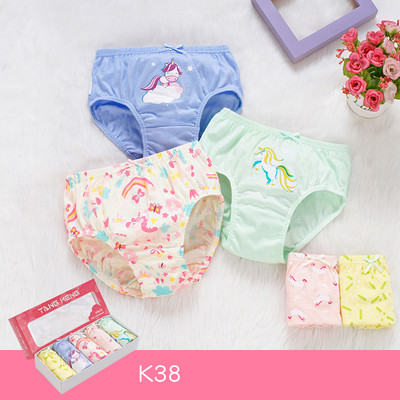 Gyerek fehérnemű lányoknak két modellben 5 darabos szett