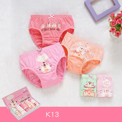 Gyerek fehérnemű lányoknak két modellben 5 darabos szett