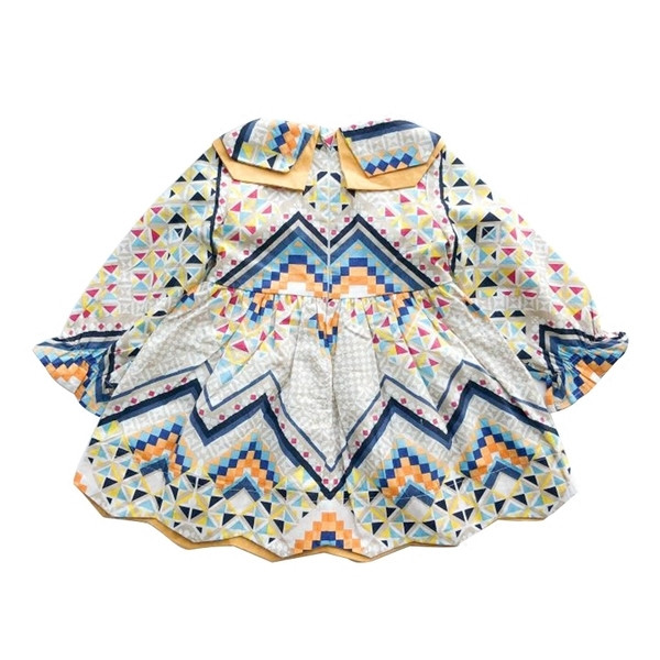 Цветна детска рокля с дълъг ръкав  разкроен модел 