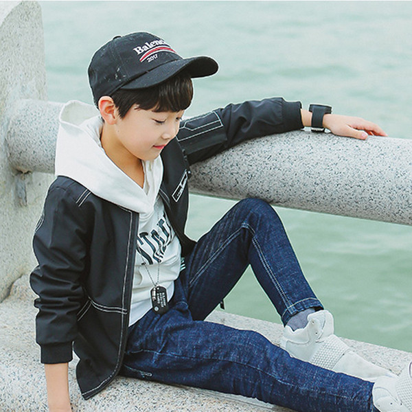 Детско тънко яке в четири цвята с имитация външен шев 