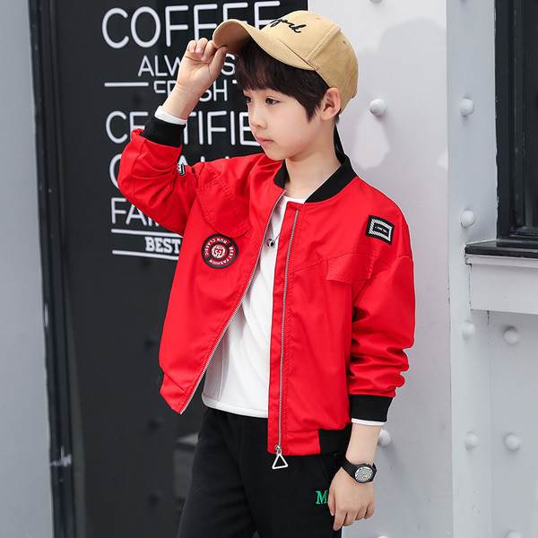 Детско модерно яке с щампа, емблема и метални елементи