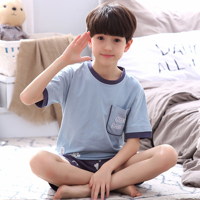 Pijamale copii pentru baieti in diferite modele - Tricou cu imprimeu si pantaloni scurti