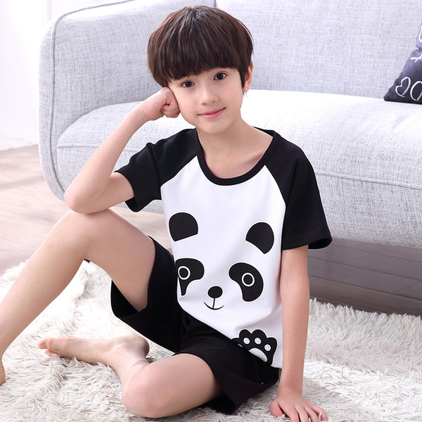 Pijamale copii pentru baieti in diferite modele - Tricou cu imprimeu si pantaloni scurti