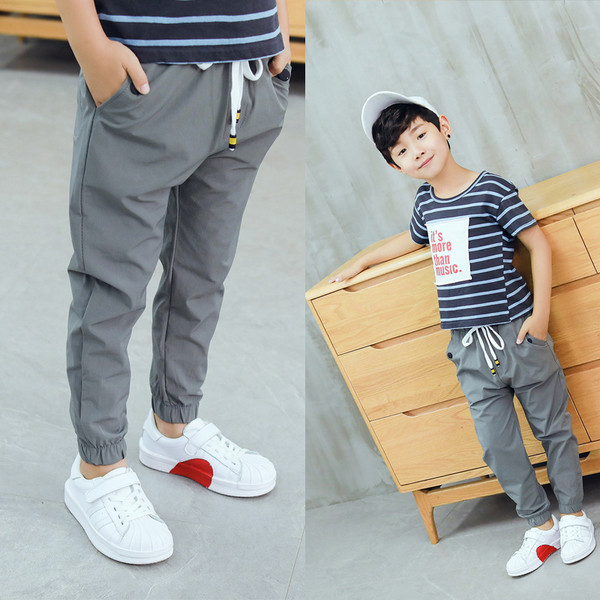 Pantaloni copii pentru un baiat de diferite culori