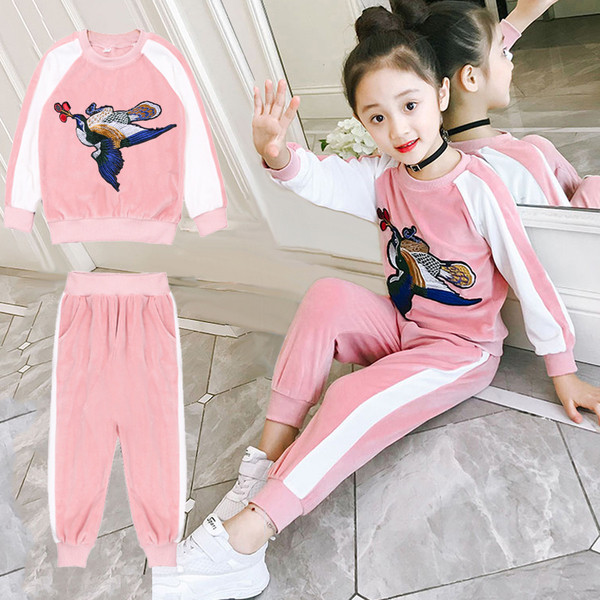 Set sport si casual pentru copii - bluza cu broderie si pantaloni lungi cu talie inalta