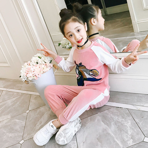 Set sport si casual pentru copii - bluza cu broderie si pantaloni lungi cu talie inalta