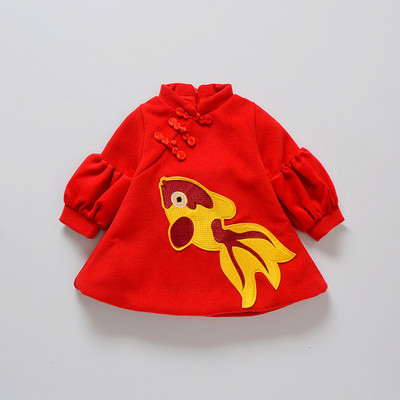 Rochie moderna pentru copii cu maneci lungi croiate model cu aplicatie colorata