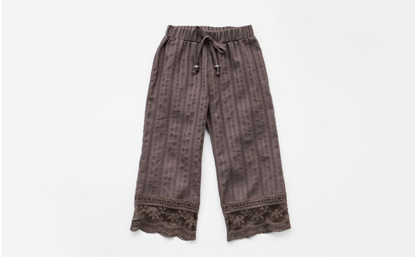 Model larg de pantaloni copii in doua culori cu dantela