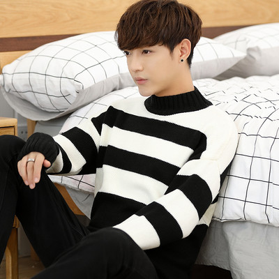 Pulover bărbătesc în dungi cu guler înalt în trei culori