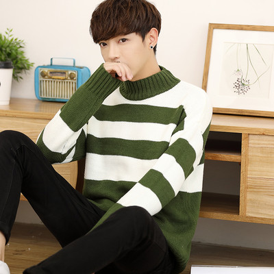 Pulover bărbătesc în dungi cu guler înalt în trei culori