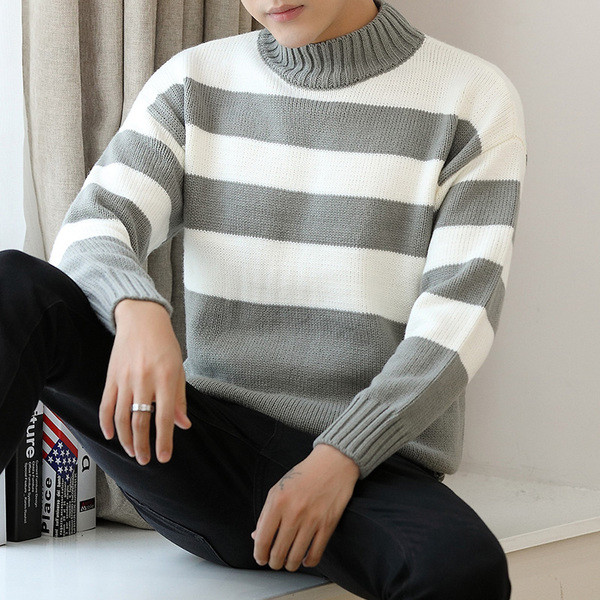 Pulover bărbătesc în dungi cu guler înalt în trei culori