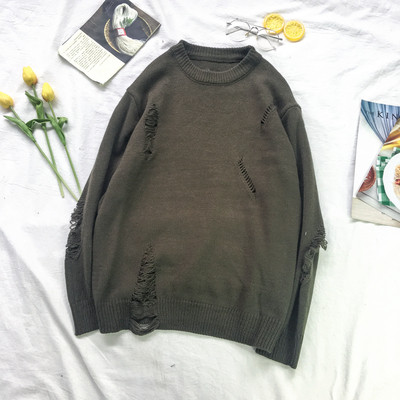 Modern férfi pulóver szakadt motívumokkal több színben