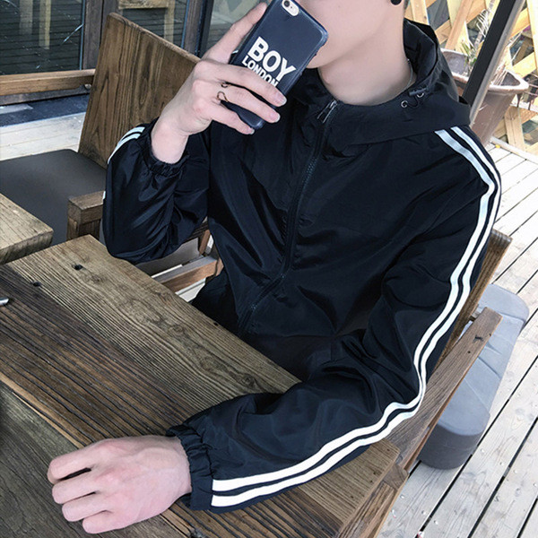 Мъжко тънко яке с качулка в няколко цвята