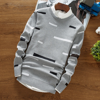 Модерен мъжки пуловер с интересна цветна бродерия в няколко цвята