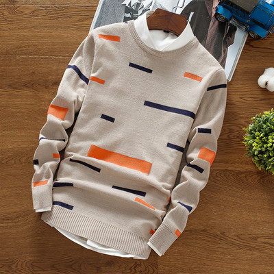 Модерен мъжки пуловер с интересна цветна бродерия в няколко цвята