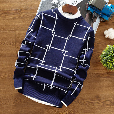 Модерен мъжки пуловер с интересна цветна бродерия в няколко цвята