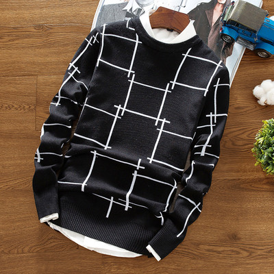 Модерен мъжки пуловер с интересна цветна бродерия в няколко цвята