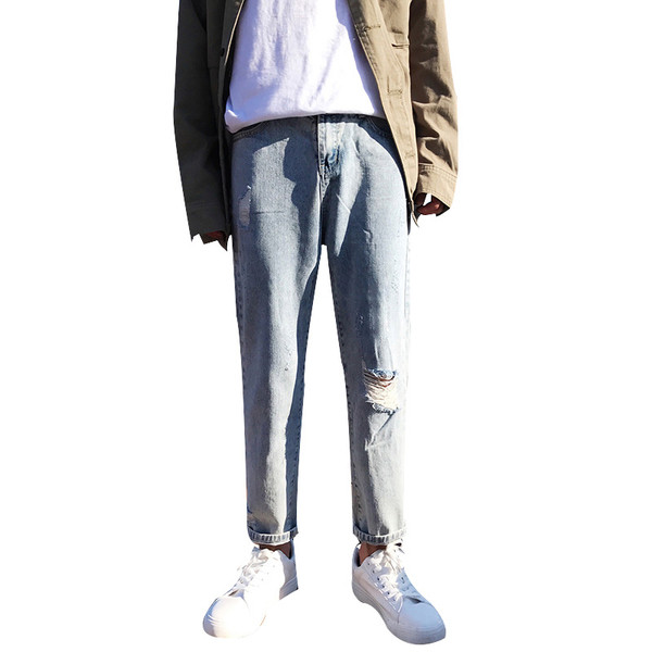 Мъжки дълги дънки - прав модел в светъл цвят