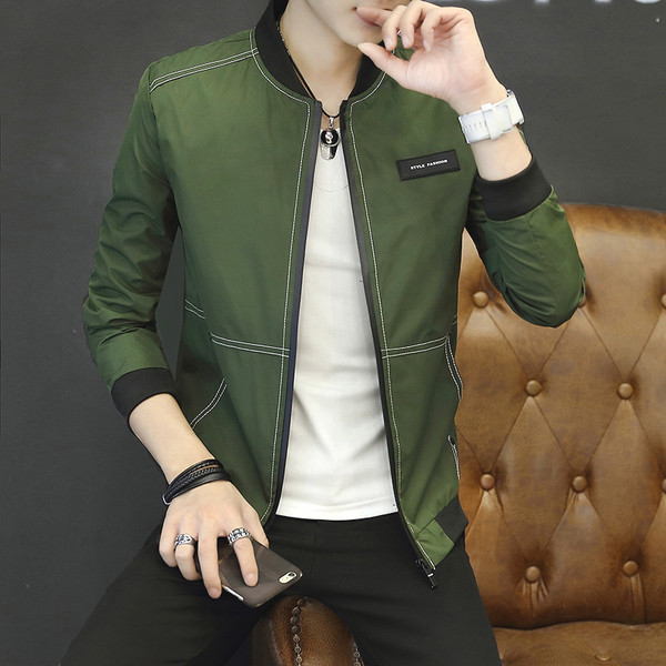 Мъжко ежедневно яке в тъмни и светли цветове