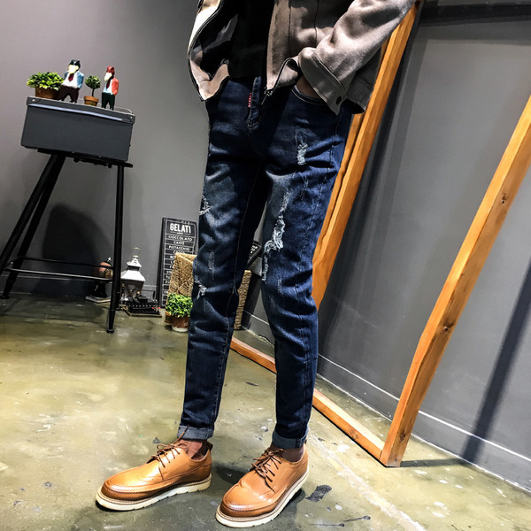 Модерни мъжки дънки със стандартна талия