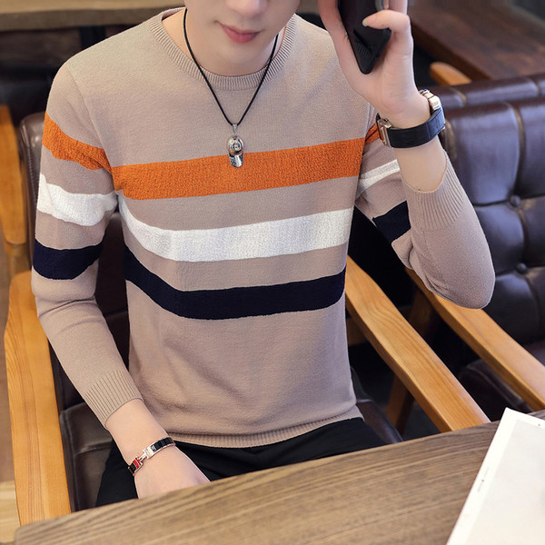 Pulover casual barbatesc cu decolteu O-0 in mai multe culori