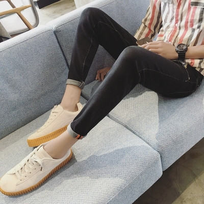 Μοντέρνα τζην ανδρικά  σε τρία χρώματα