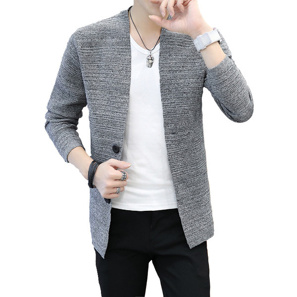 Αθλητική κομψή ανδρική ζακέτα σε γκρι και μαύρο χρώμα με κολάρο σε σχήμα V.