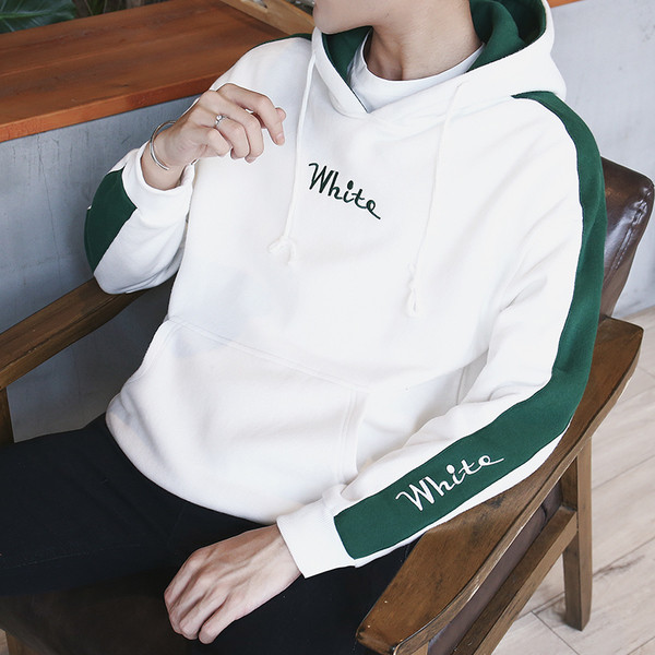 Hanorac larg pentru bărbați cu inscripție în mai multe modele