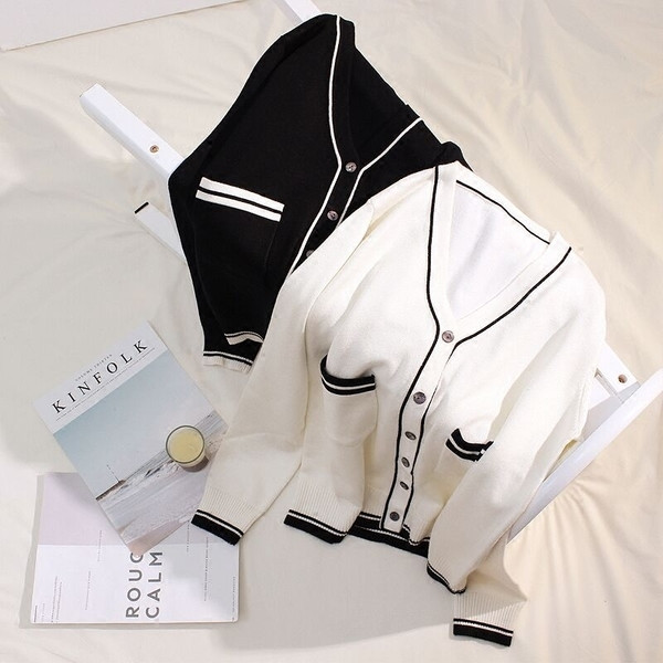 Vesta eleganta de dama in alb si negru