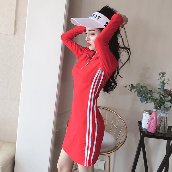 Спортно-ежедневна дамска рокля с дълъг ръкав и  цип в няколко цвята 