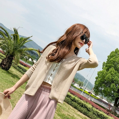 Γυναικεία ζακέτα σε διάφορα χρώματα, κατάλληλη για τη καθημερινή ζωή