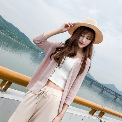 Γυναικεία ζακέτα σε διάφορα χρώματα, κατάλληλη για τη καθημερινή ζωή