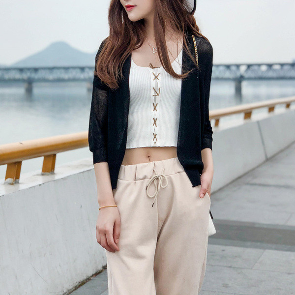 Γυναικεία ζακέτα σε διάφορα χρώματα, κατάλληλη για τη καθημερινή ζωή