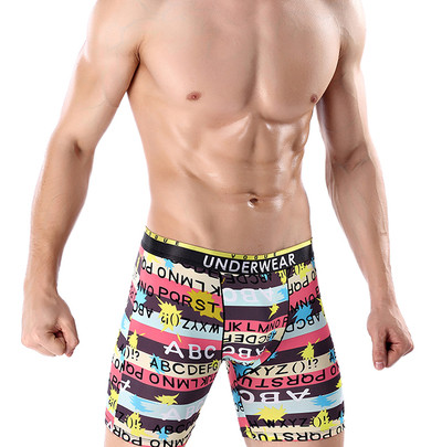 Lenjerie sport respirabilă pentru bărbați cu aplicație - patru modele