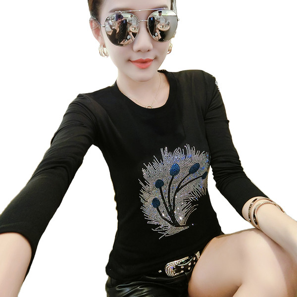 Γυναικείες μπλούζες κυρίες με Ο-λαιμόκοψη με διακοσμητικές πέτρες σε λευκό και μαύρο