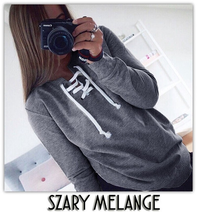 Спортно-ежедневна дамска блуза с елемент -връзки в няколко цвята