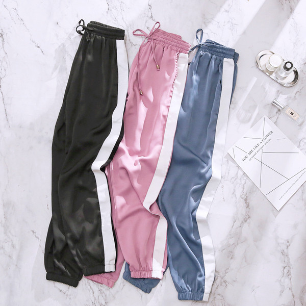 Pantaloni de dama din satin in trei culori