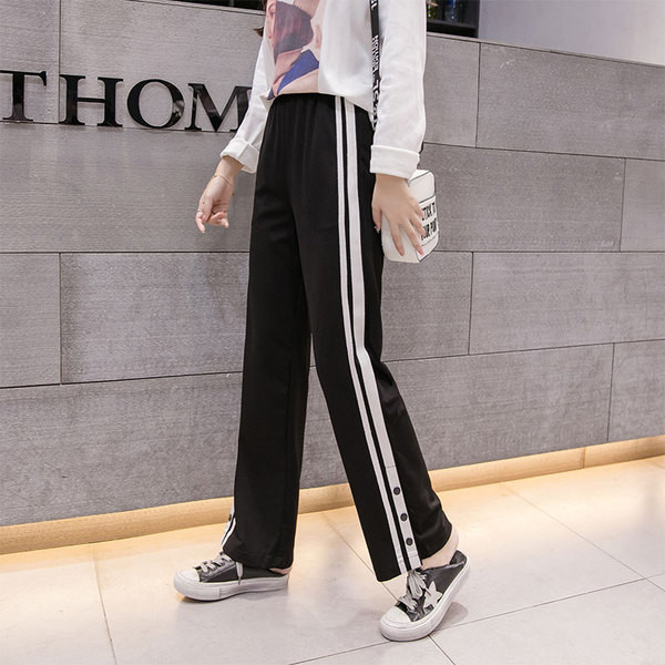 Pantaloni de dama actuali in negru si rosu