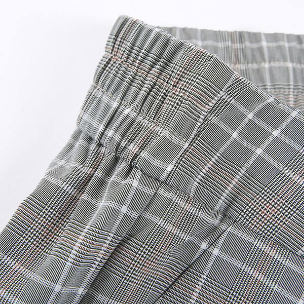 Pantaloni dama in carouri in doua culori